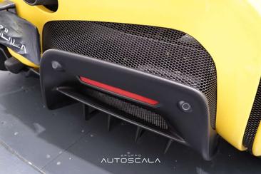 Ferrari SF90 Spider — photo 44