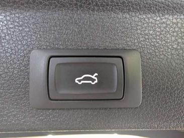 Audi Q3 35 TDI — photo 10