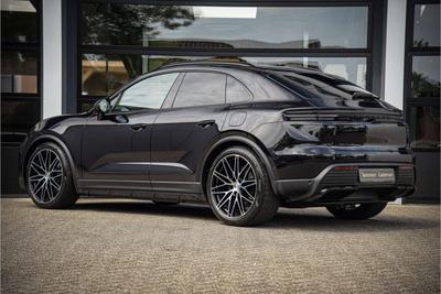 Porsche Macan Electric