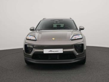 Porsche Macan Electric — photo 7