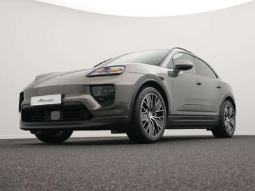 Porsche Macan Electric — photo 8