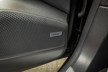 Porsche Macan Electric — photo 8