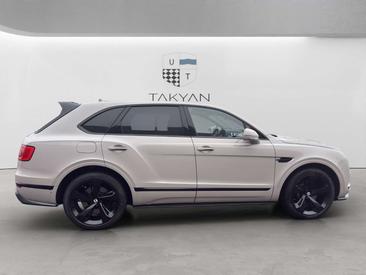 Bentley Bentayga W12 — photo 5