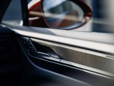 Porsche Macan Electric — photo 23