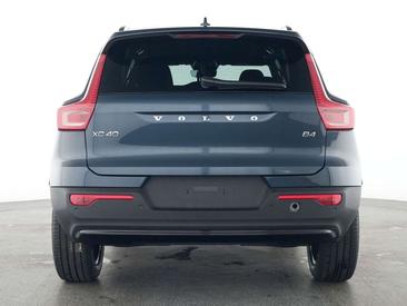 Volvo XC40 B4 — photo 3