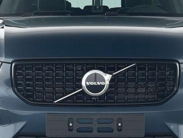Volvo XC40 B4 — photo 4
