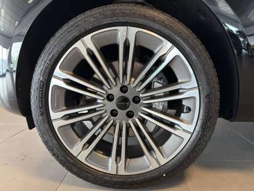 Land Rover Range Rover D350 — photo 22