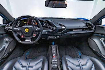 Ferrari 488 Spider — photo 4