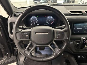 Land Rover Defender 90 D200 MHEV — photo 19