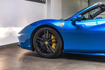 Ferrari 488 Spider — photo 13
