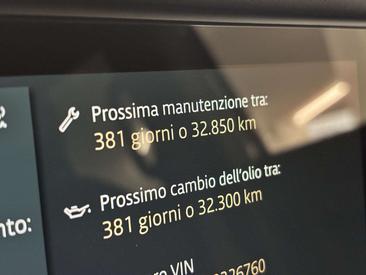 Land Rover Defender 90 D200 MHEV — photo 26
