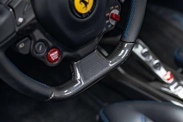 Ferrari 488 Spider — photo 28
