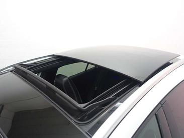 Mercedes GLA 180 — photo 2