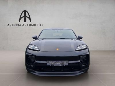 Porsche Macan 4S Electric