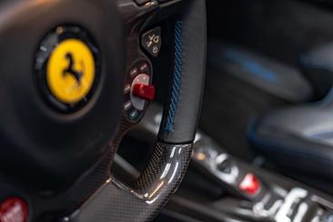 Ferrari 488 Spider — photo 34
