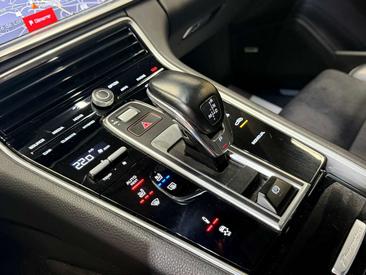 Porsche Panamera 4 E-Hybrid — photo 13