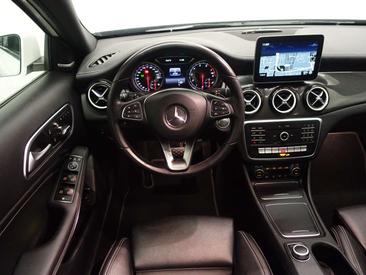 Mercedes GLA 180 — photo 5