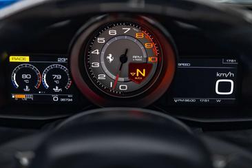 Ferrari 488 Spider — photo 37