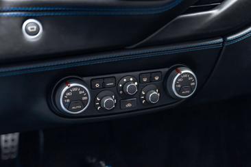 Ferrari 488 Spider — photo 38