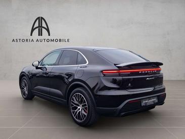 Porsche Macan 4S Electric — photo 7