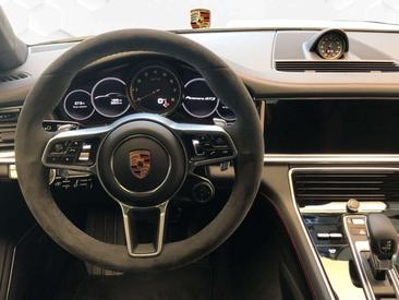 Porsche Panamera GTS — photo 8