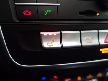 Mercedes GLA 180 — photo 13