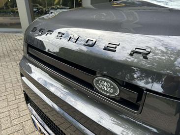 Land Rover Defender 130 D300 MHEV — photo 25