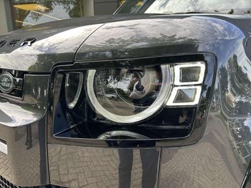 Land Rover Defender 130 D300 MHEV — photo 26