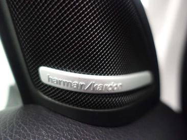 Mercedes GLA 180 — photo 20