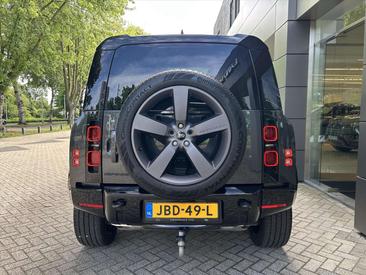 Land Rover Defender 130 D300 MHEV — photo 34