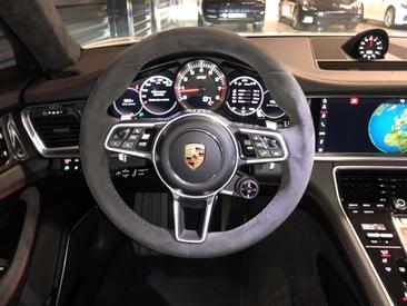 Porsche Panamera GTS — photo 25