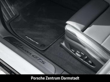 Porsche Macan 4S Electric — photo 16