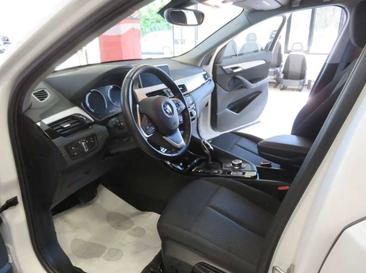 BMW X2 XDrive18d — photo 4