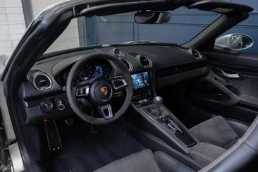 Porsche 718 Cabriolet Spyder — photo 9