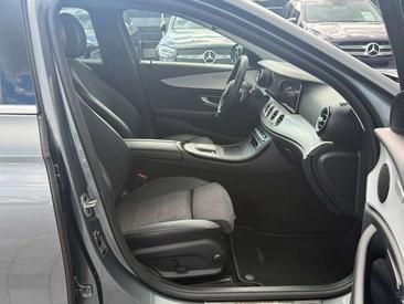 Mercedes Classe E Berline 200 — photo 11