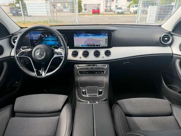 Mercedes Classe E Berline 200 — photo 15
