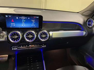 Mercedes GLB 220 D — photo 11
