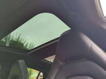 Porsche Panamera 4 E-Hybrid — photo 10
