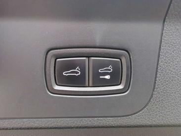 Porsche Panamera 4 E-Hybrid — photo 19