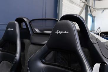 Porsche 718 Cabriolet Spyder — photo 24