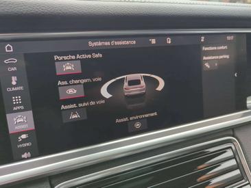 Porsche Panamera 4 E-Hybrid — photo 25