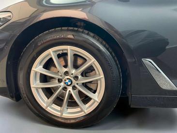 BMW Série 5 520d — photo 4