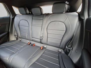 Mercedes EQC 400 — photo 18