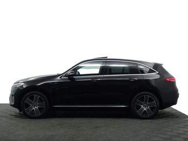 Mercedes EQC 400 — photo 36