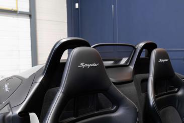 Porsche 718 Cabriolet Spyder — photo 35