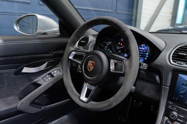 Porsche 718 Cabriolet Spyder — photo 36