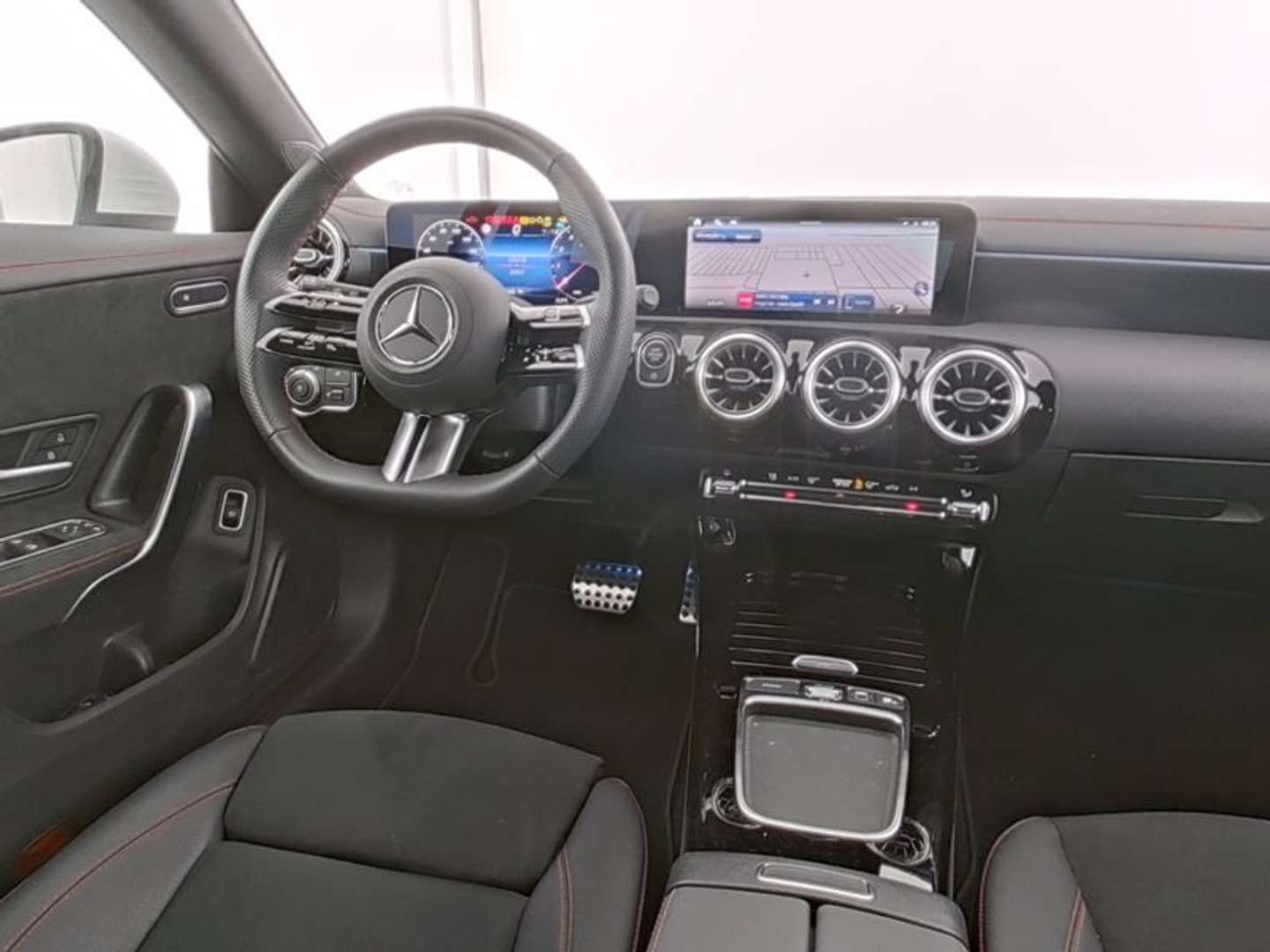Mercedes CLA 200 AMG Line - 2024 - Joinsteer - #3