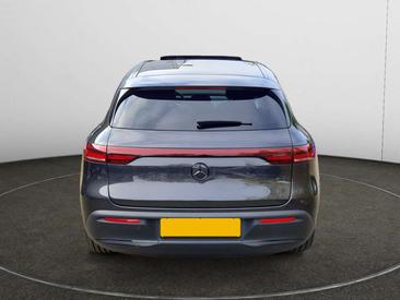 Mercedes EQC 400 — photo 27