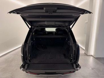 Land Rover Range Rover P460e — photo 8