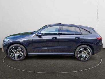 Mercedes EQC 400 — photo 31